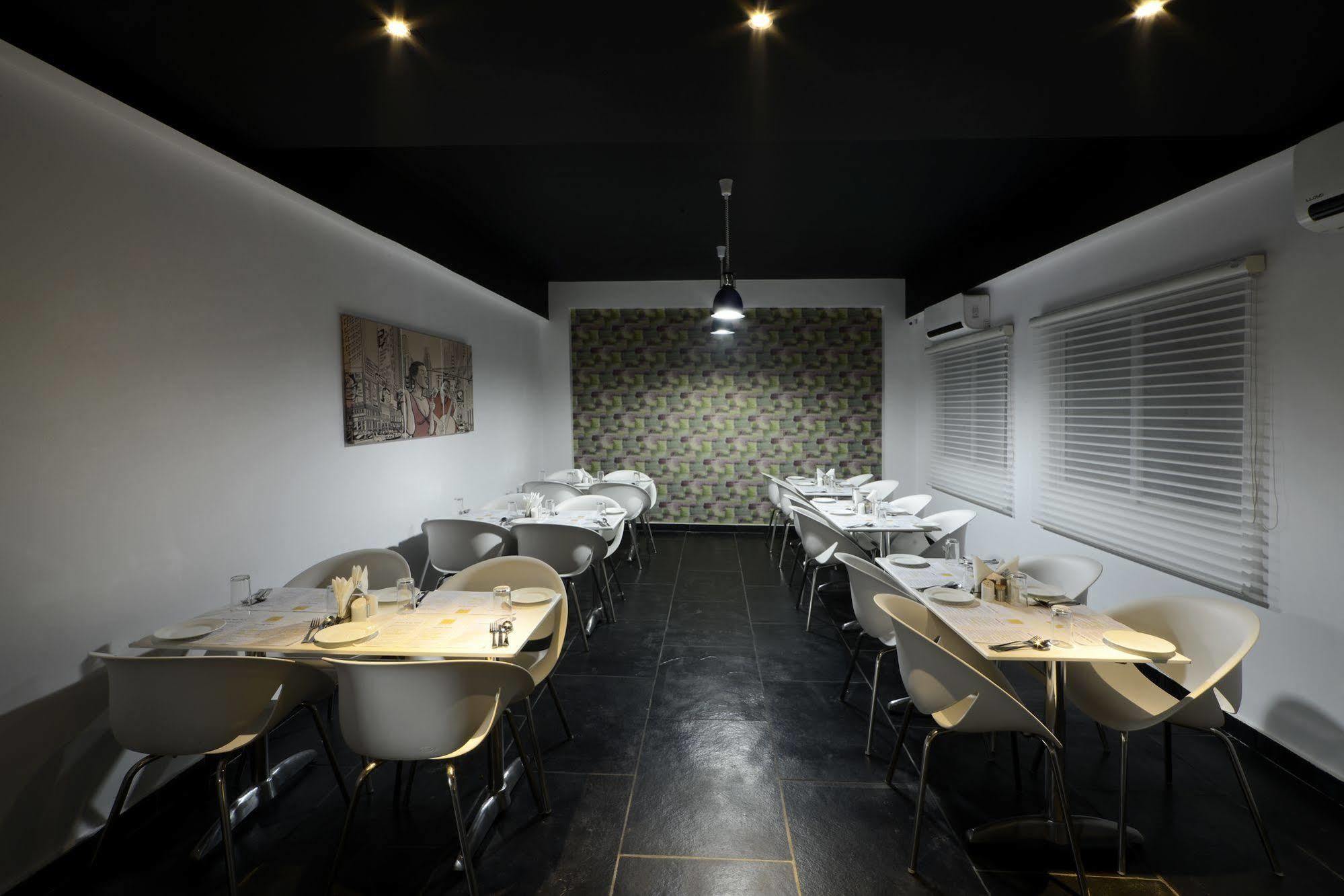 Hotel Serenity La Vista Χιντεραμπάντ Εξωτερικό φωτογραφία