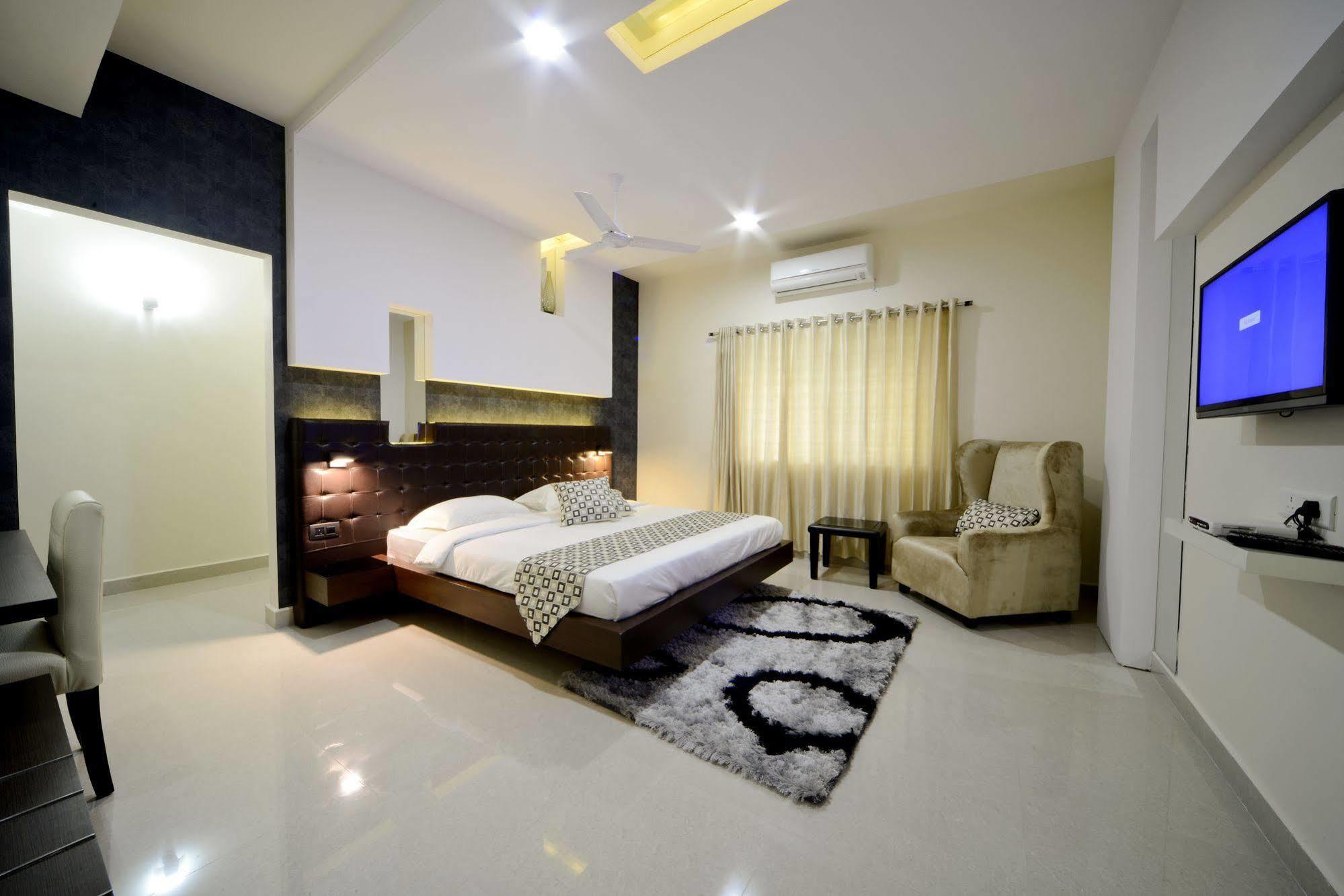 Hotel Serenity La Vista Χιντεραμπάντ Εξωτερικό φωτογραφία