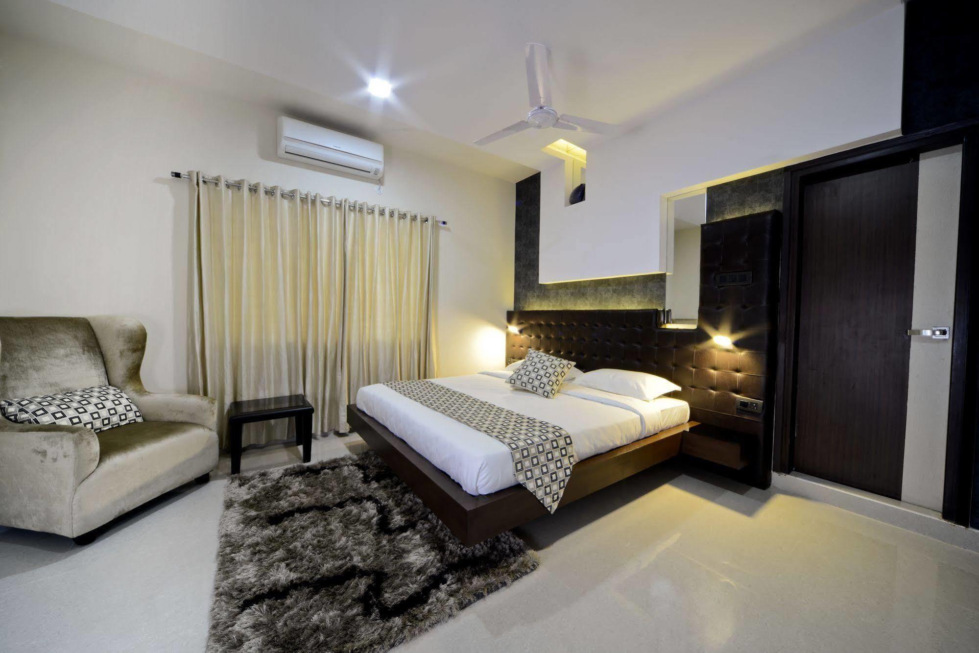 Hotel Serenity La Vista Χιντεραμπάντ Εξωτερικό φωτογραφία