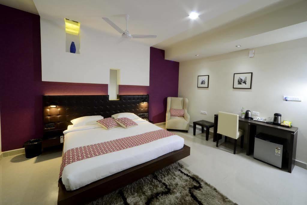Hotel Serenity La Vista Χιντεραμπάντ Εξωτερικό φωτογραφία